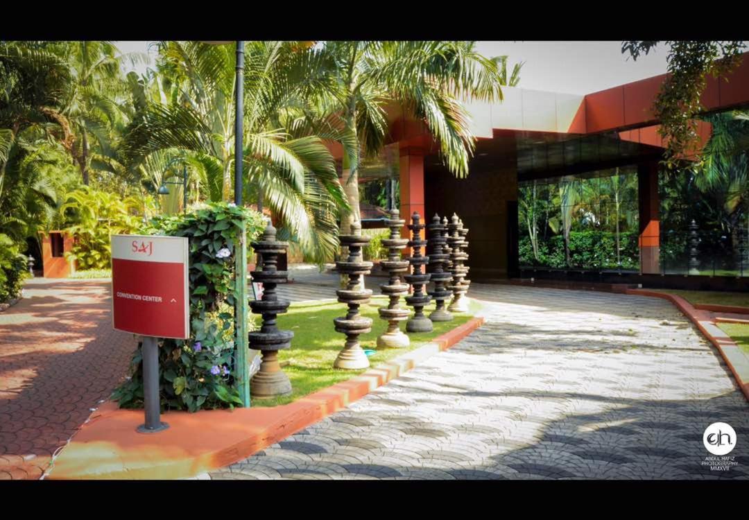 נדומבסרי Saj Earth Resort & Convention Center , Kochi מראה חיצוני תמונה